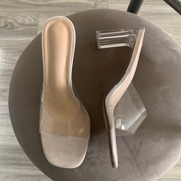 Shein clear chunky heels - Picture 2 of 2